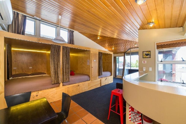 Tahuna Pod Hostel image 19